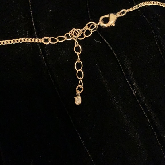 Gold Necklace with 3 Stones Gorgeous - Picture 3 of 4